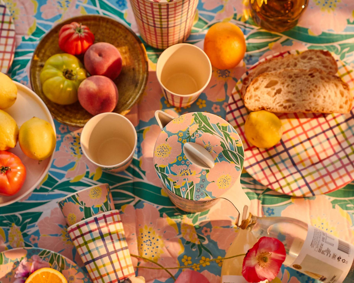 6 Perfect Picnic Essentials For Your Next Outing