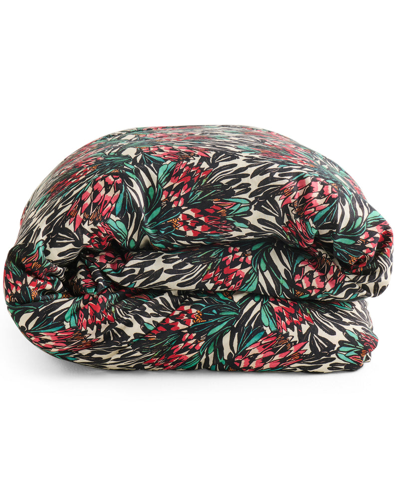 kip-co-x-margaret-preston-protea-party-linen-quilt-cover