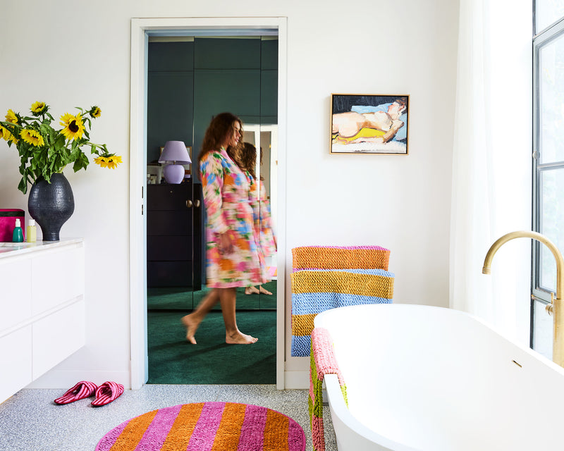 Como Stripe Bath Mat