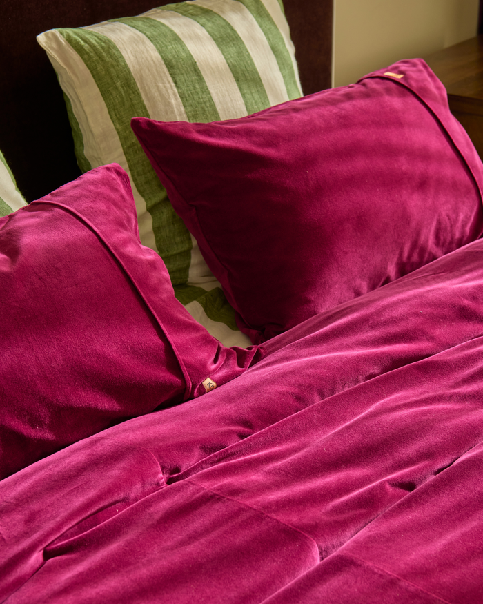 Anemone Velvet Pillowcases