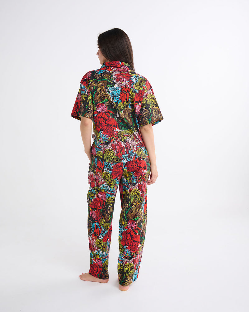 kip-co-x-margaret-preston-bush-natives-adult-organic-cotton-short-sleeve-shirt-pant-pyjama-set