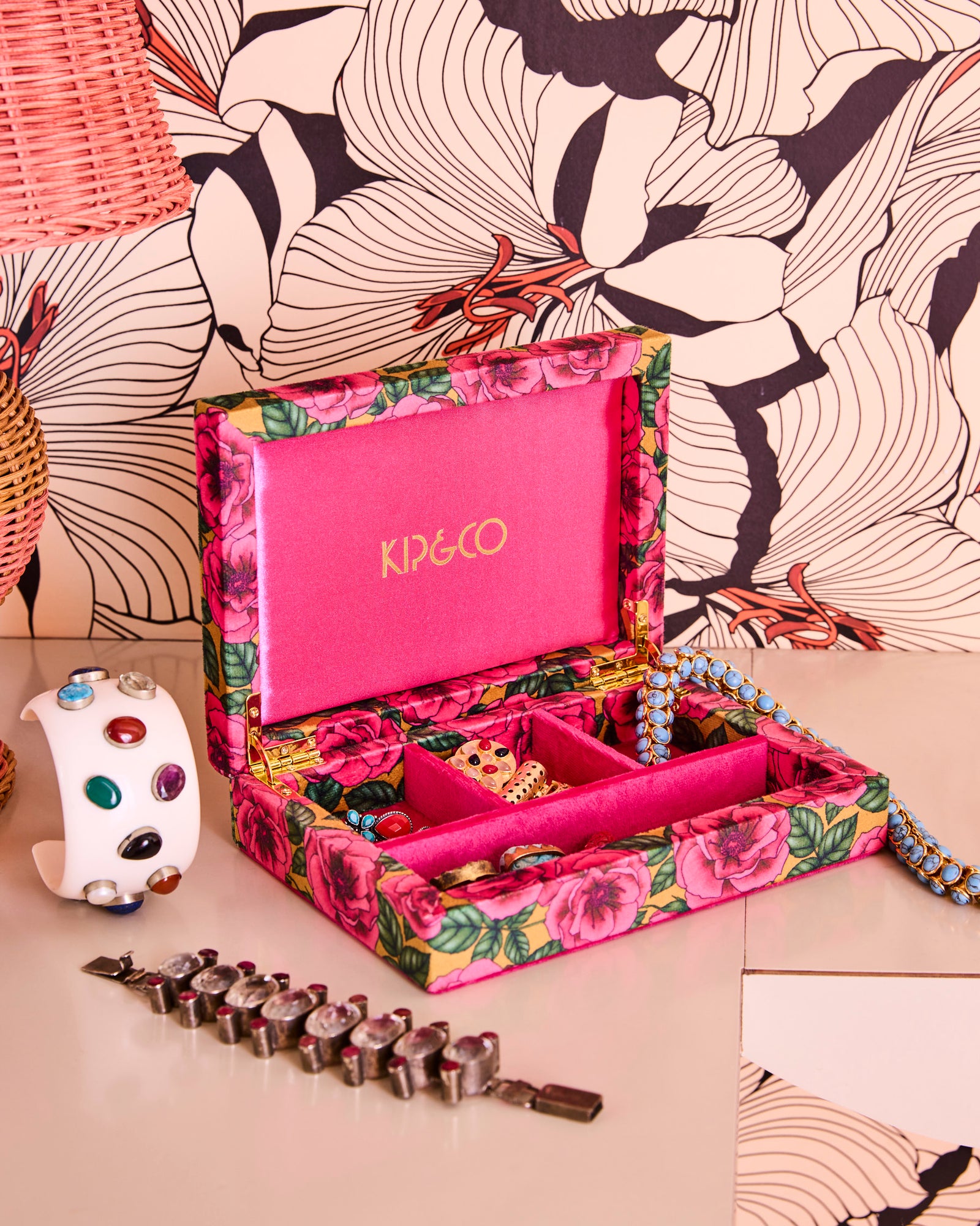 Golden Peony Velvet Jewellery Box Small – Kip&Co