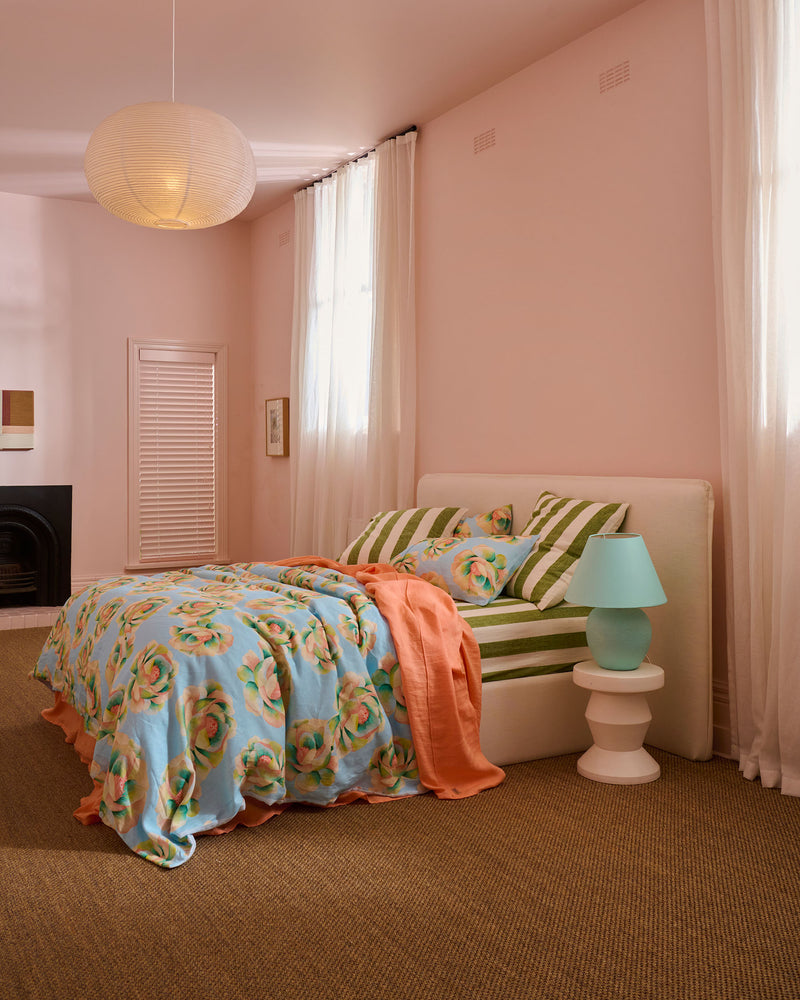 Big Beauty Floral Blue Linen Quilt Cover