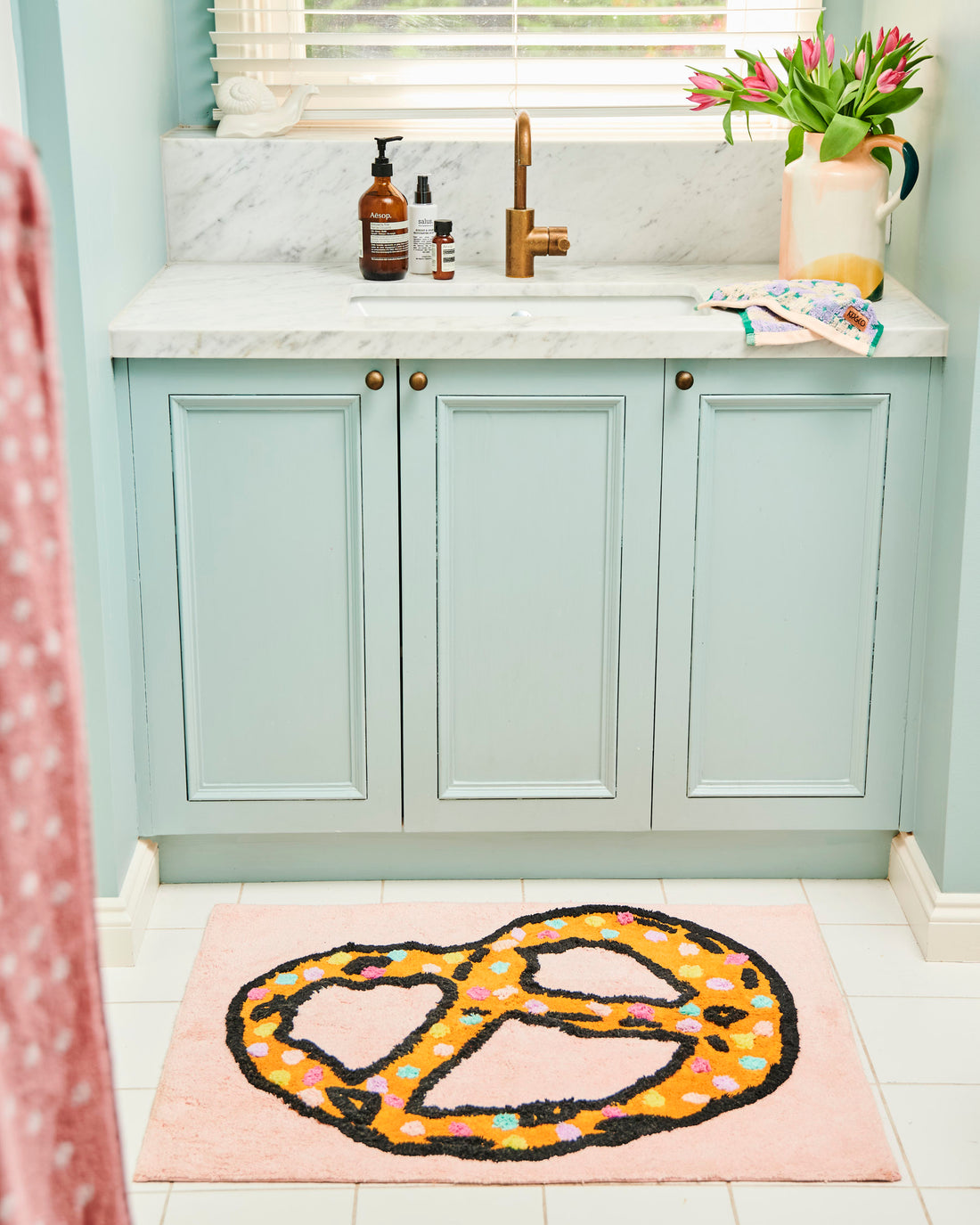 Pretzel Bath Mat