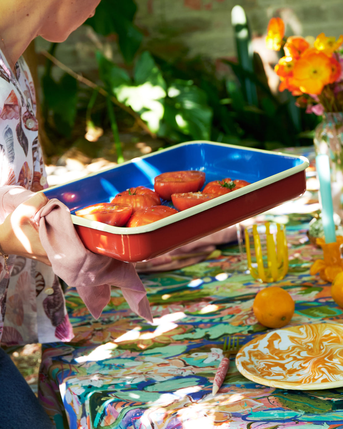 Nomad Block Colour Enamel Baking Tray