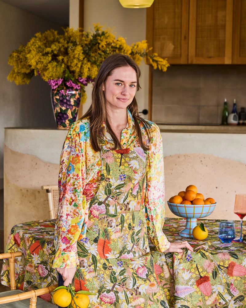 Native Plantation Apron