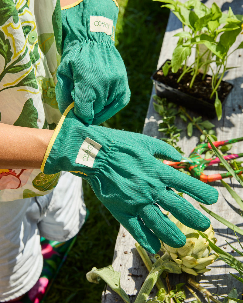 Veggie Soup Garden Secateurs and Gloves Set