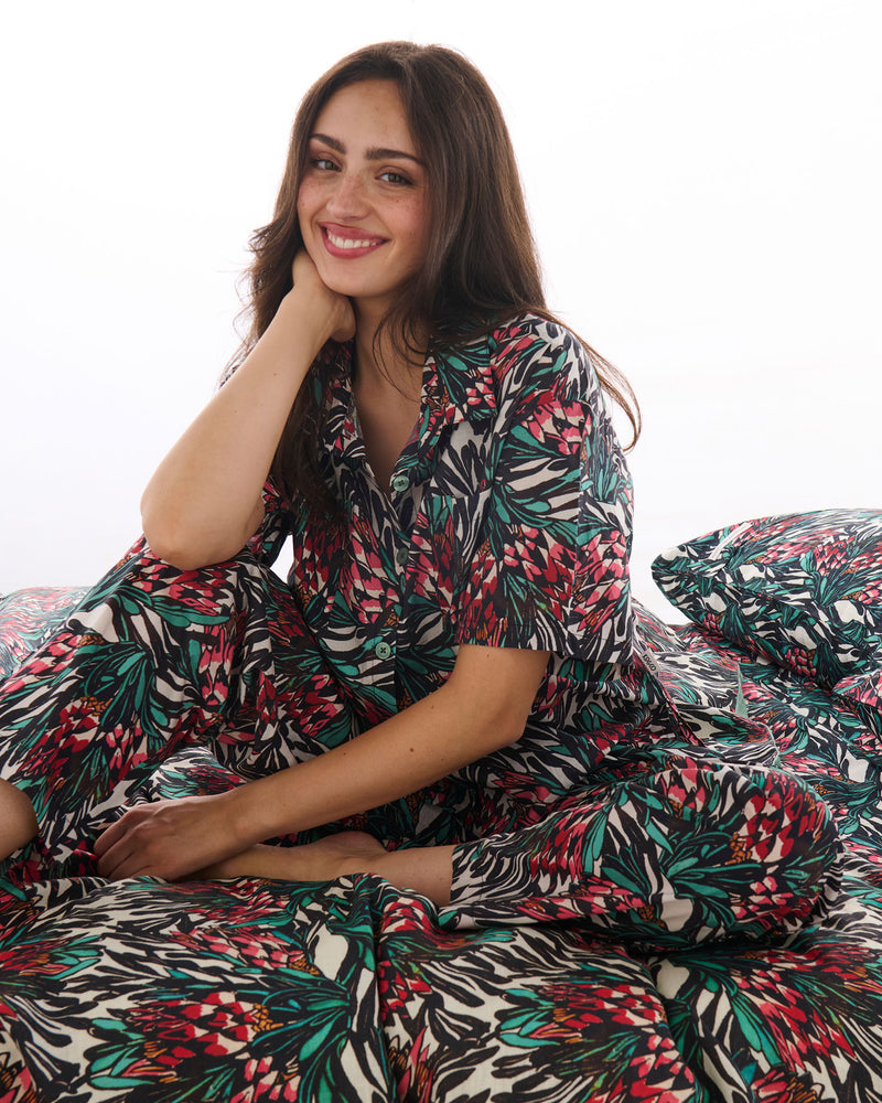 kip-co-x-margaret-preston-protea-party-linen-fitted-sheet