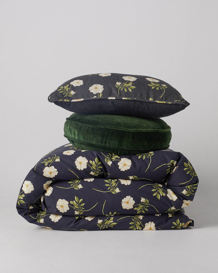 Kombu Green Velvet Pea Cushion