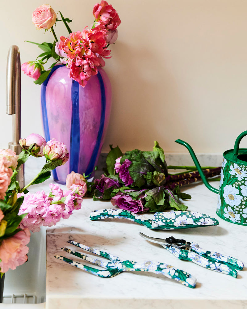 Tumbling Flowers Green Garden Secateurs and Gloves Set