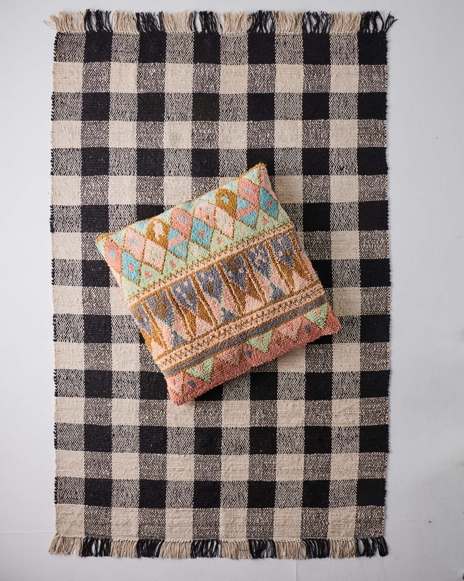 Black and White Gingham Jute Rug Kip&Co