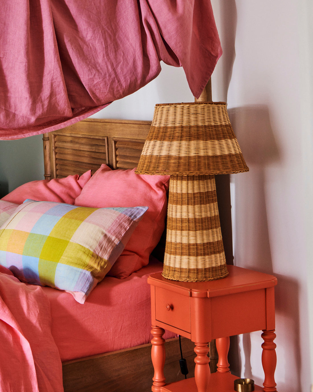 Sombrero Rattan Lamp