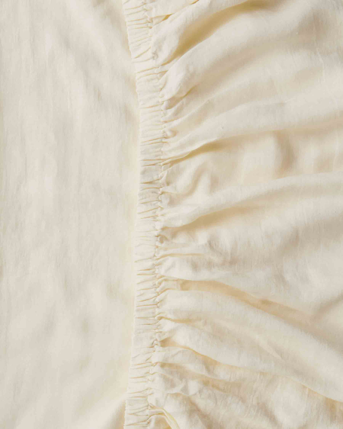 Cloud Dancer Linen Fitted Sheet