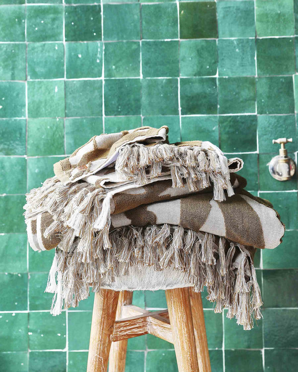 Bamboo Embossed Terry Hand Towel